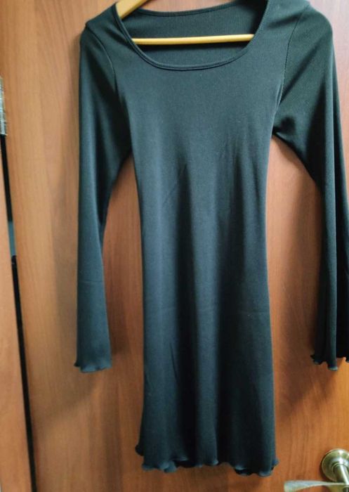 Продам черное платье