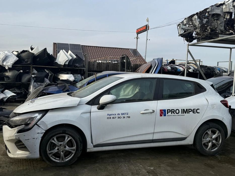 Dezmembrez Renault Clio V