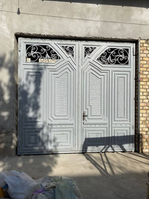 Yangi Darvoza temir eshiklar svarshik kraska xizmati