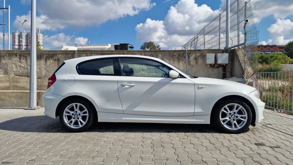 BMW Seria 1 BMW 118i 2007 – Benzină, Manuală, Întreținută Premium + Roti Iarnă