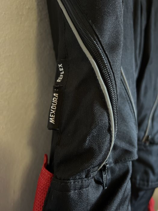 Pantaloni pentru Moto