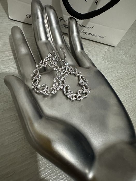 Продам серебро,браслет серьги