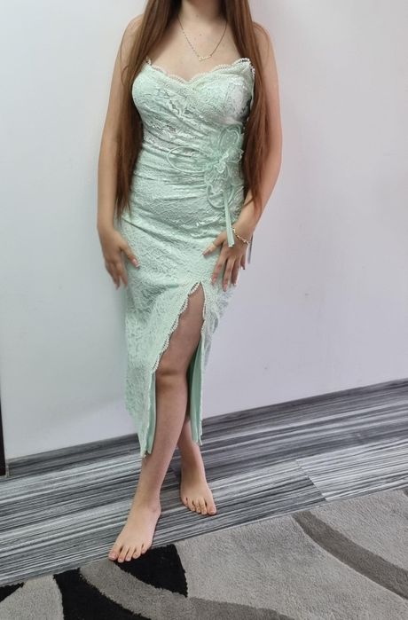 Vănd rochie elegante