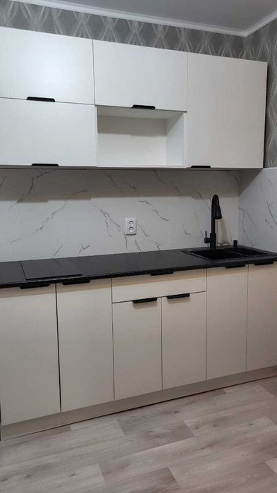 Продам квартиру в 20-м микр