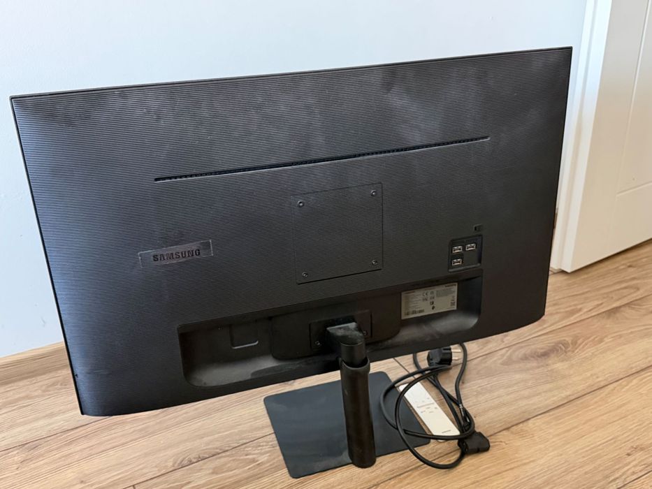 Monitor/Smart TV Samsung M7 32” 4K