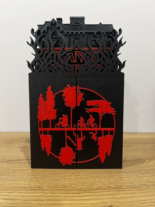 Поставка за Kinder Joy  фигурки от колекцията Stranger Things