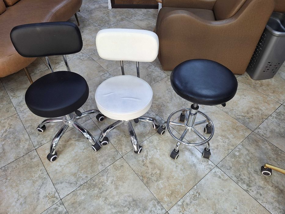 Табуретки работни