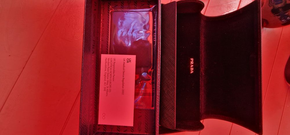 Ochelari prada noi cutie  luxottica