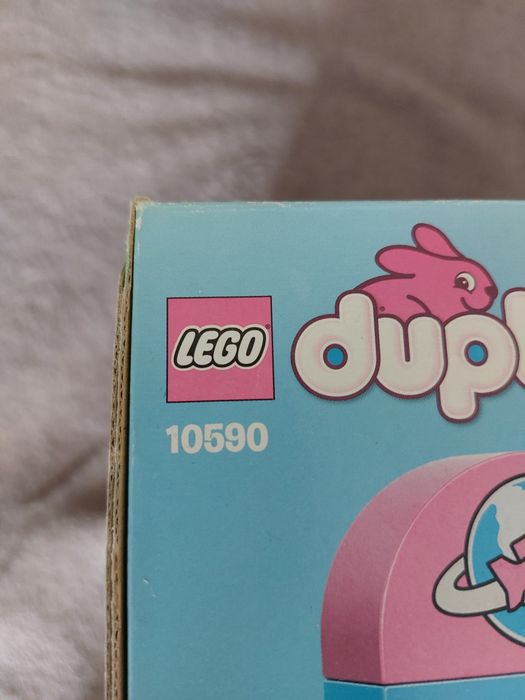 Vând LEGO Duplo "Airport" 10590