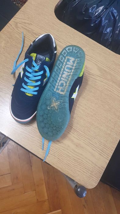 Дамски спортни обувки Munich