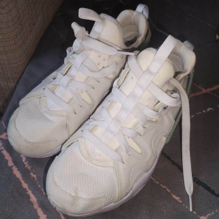 Vand adidasi Nike 42