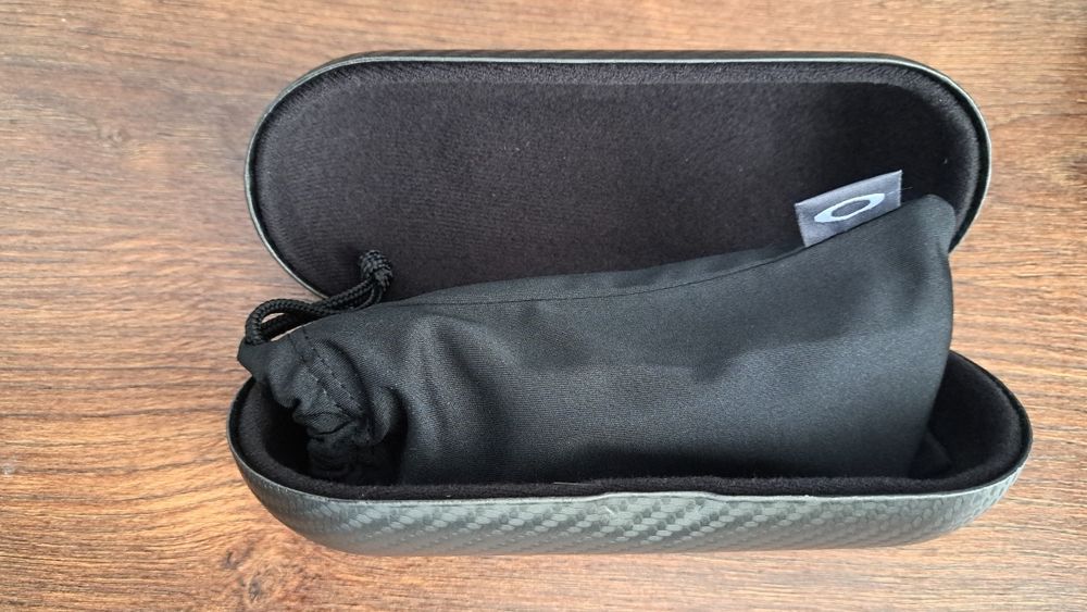 Ochelari de soare Oakley Holbrook .