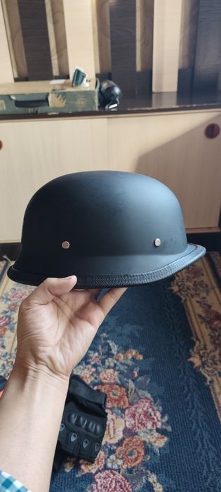 шлем на мотоцикл