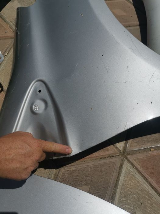 Capota motor aripi stânga dreapta toyota yaris 3 2010 - 2020