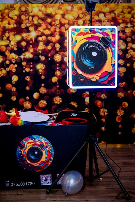 Cabină Foto/Photobooth + Foto,Video pentru Nuntă & Botez | București