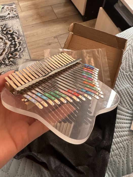 Продам новую калимбу за   3 тыс