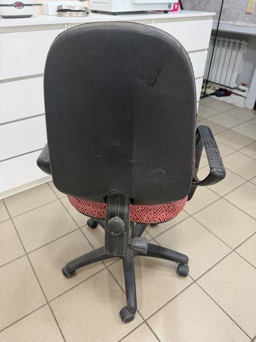 Продам кресло стул