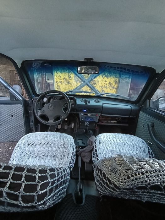 Нива продается 2121