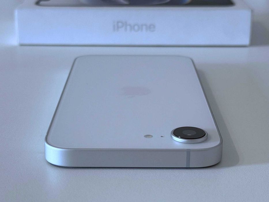 Бартер! НОВ! 12м.Гаранция! iPhone 16e White (Бял) 3 Цикъла.