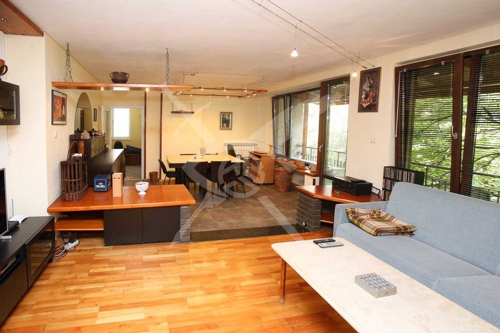 Дава се под наем Тристаен апартамент в София, Център - 140 кв.м за 1475.94 € - Снимка #7