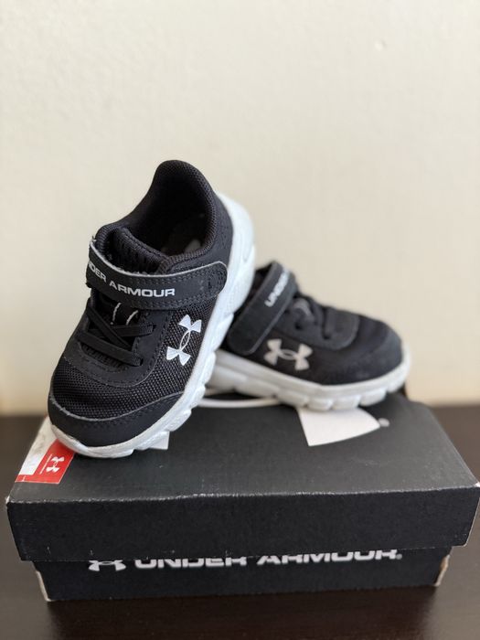 Много запазени оригинални маратонки