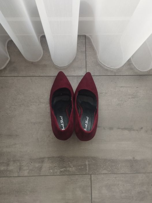Обувки велур бурдо