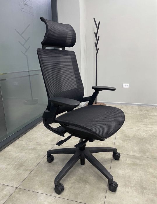 Срочно продается офисная мебель