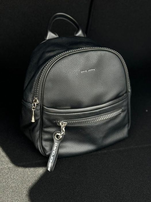 Сумки и рюкзак женские