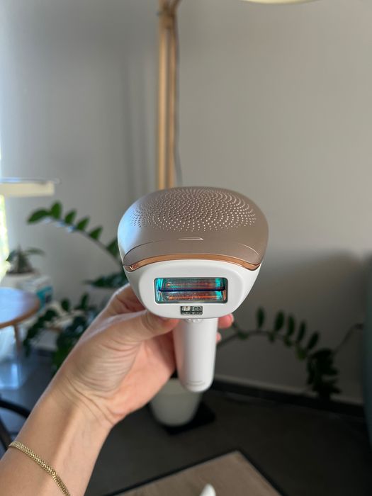 Фотоепилатор Philips Lumea Advanced BRI921/00