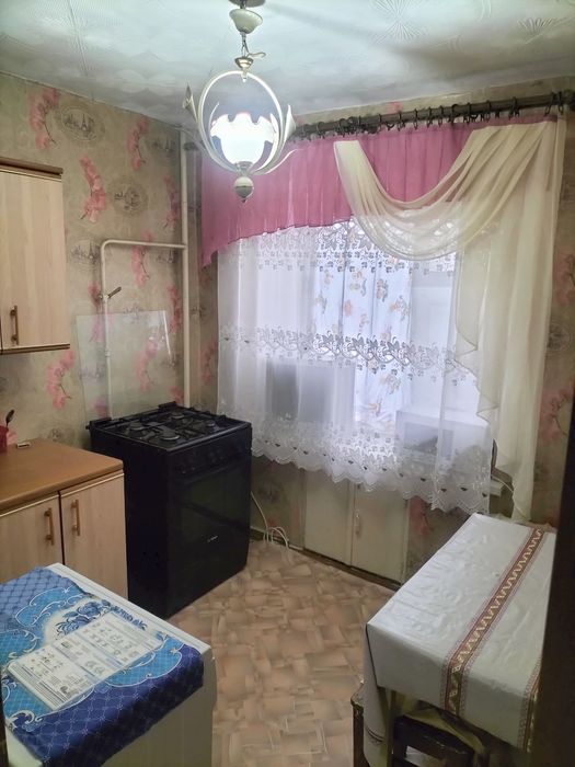 Продам 1 комнатную квартиру в центре города