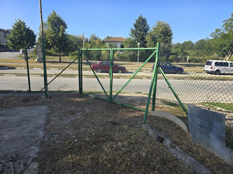 Дава се под наем Парцел в Мездра - 250 кв.м за 153 € - Снимка #2