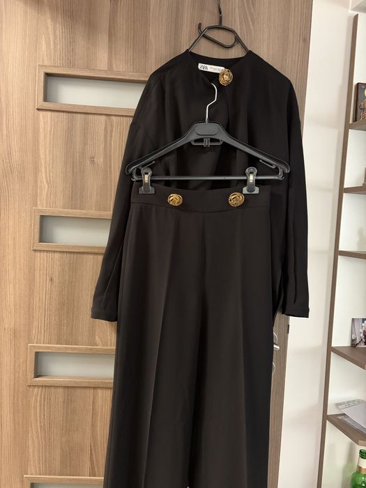 Дамски костюм Zara
