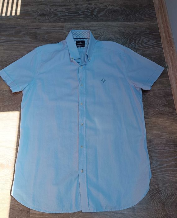 Мъжка риза с къс ръкав