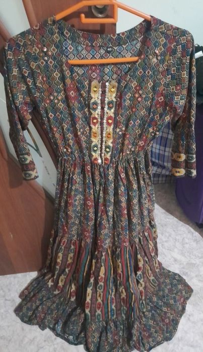 Продам платье разные