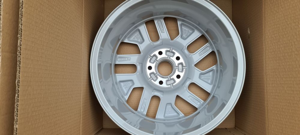 Jante 17 originale renault trafic,opel vivaro,nissan primastar