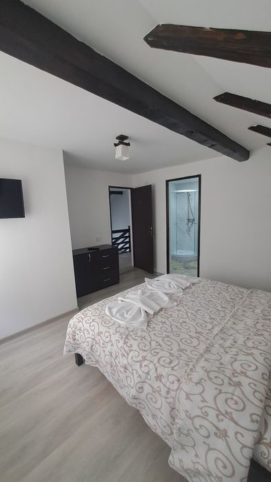 Cabana de inchiriat.