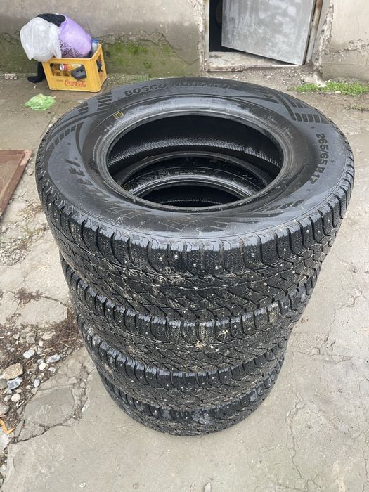 Шиный продается 265/65/17