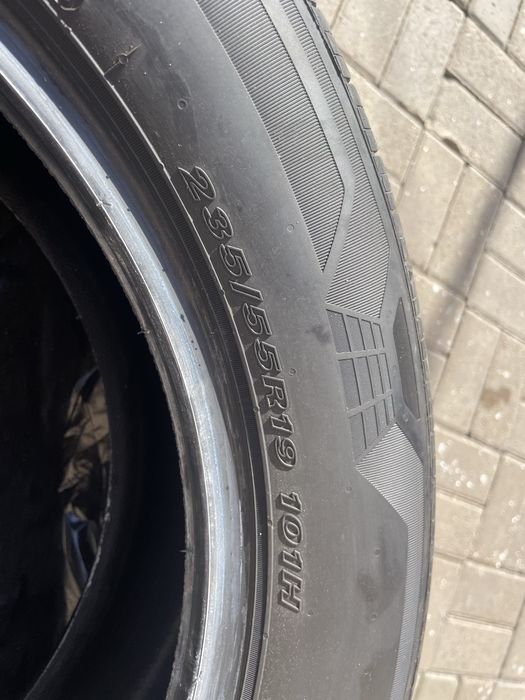 Шины NEXEN 235/55/19 новые