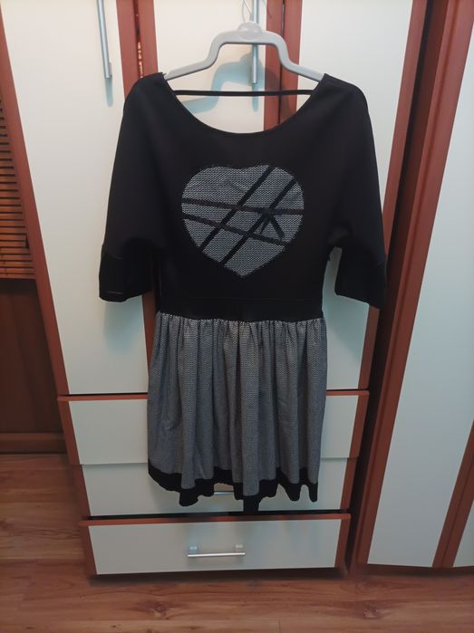 Официални рокли втора употреба