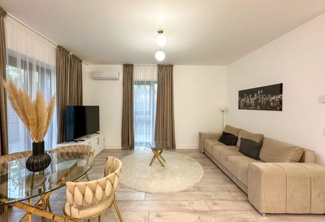 3-стаен / Център / 800€