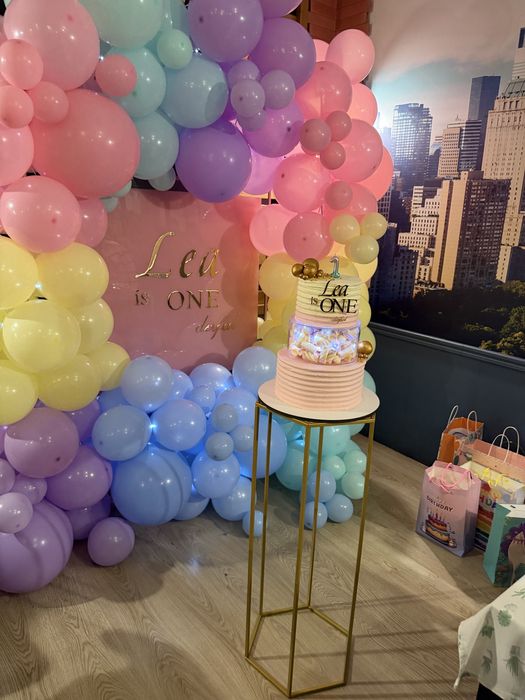 Стилна празнична декорация за Вашия специален ден