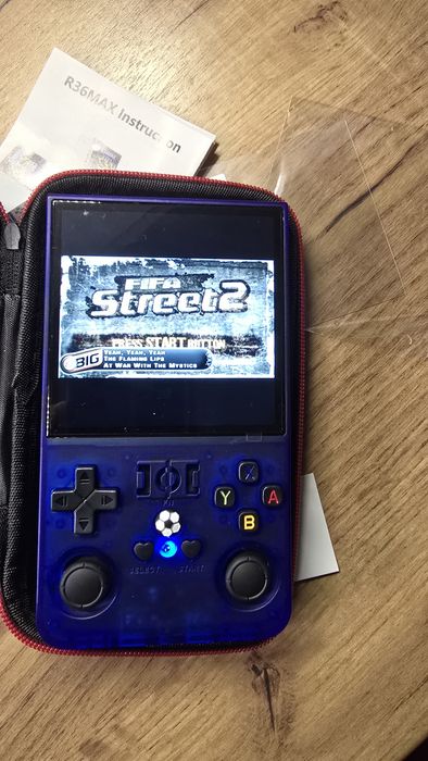 Consola 18 000 jocuri R36 MAX 64 GB