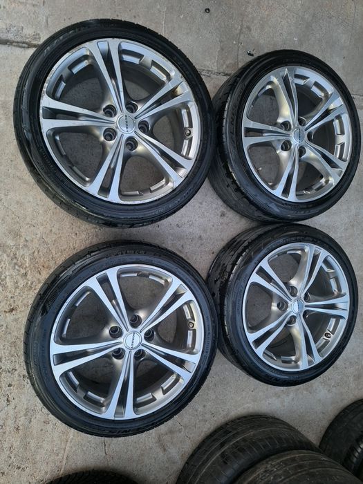 Алуминиеви джанти Borbet 17 цола 5х114'3 Летни гуми  215 45 17