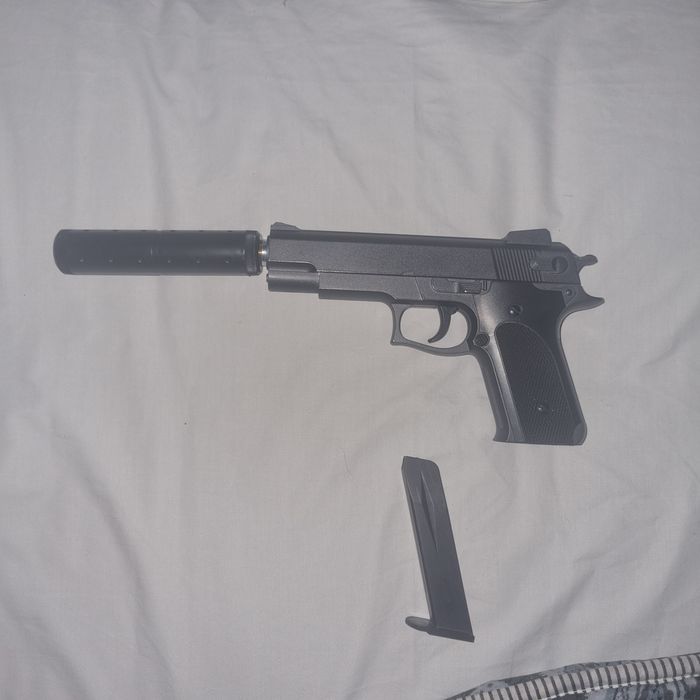 Игрушечный пистолет K-33A