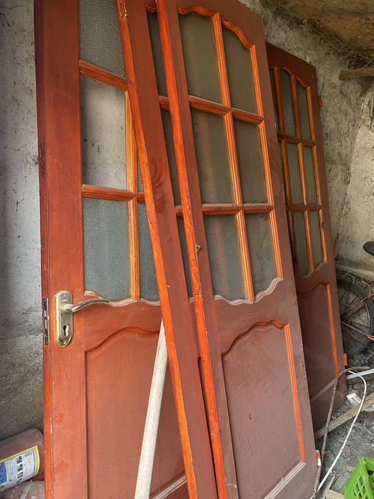 Бу двери срочно продам