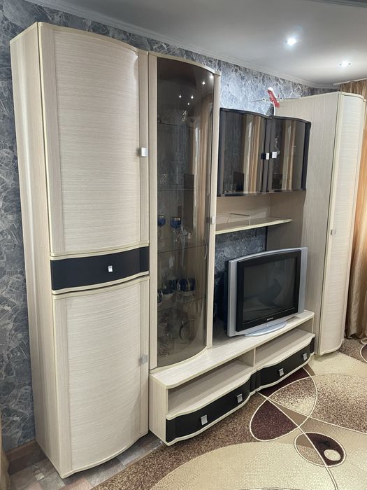 Продам шкаф-стенку