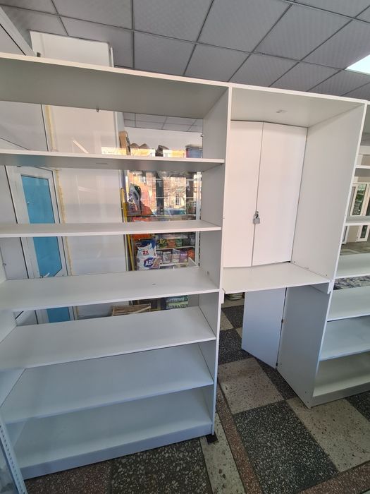 Продаётся витрина