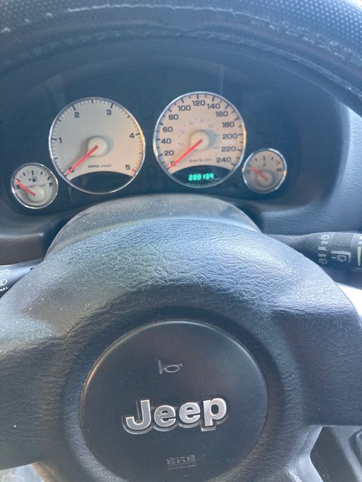 Vând Jeep Cherokee utilitară