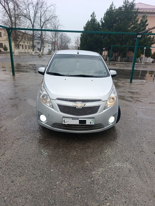 Спарк 2-позит в хорошем состоянии