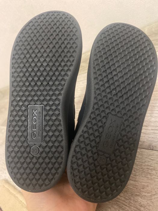 Кроссовки детские